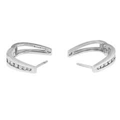 14k White Gold 1/4ct Diamond Huggy Hoop Earrings (I-J I2-I3)